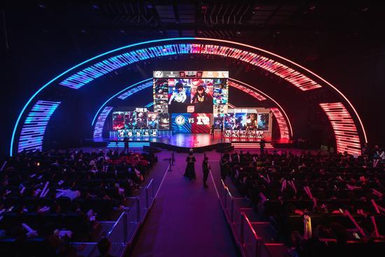 为年轻队员 为年轻队员