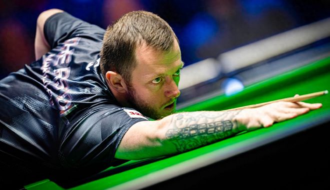 在赛后接受 在赛后接受