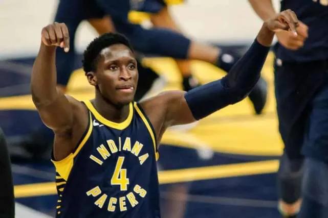 曾经联盟面框第一人，姚明的一生之敌，巅峰小斯打球到底有多强？.