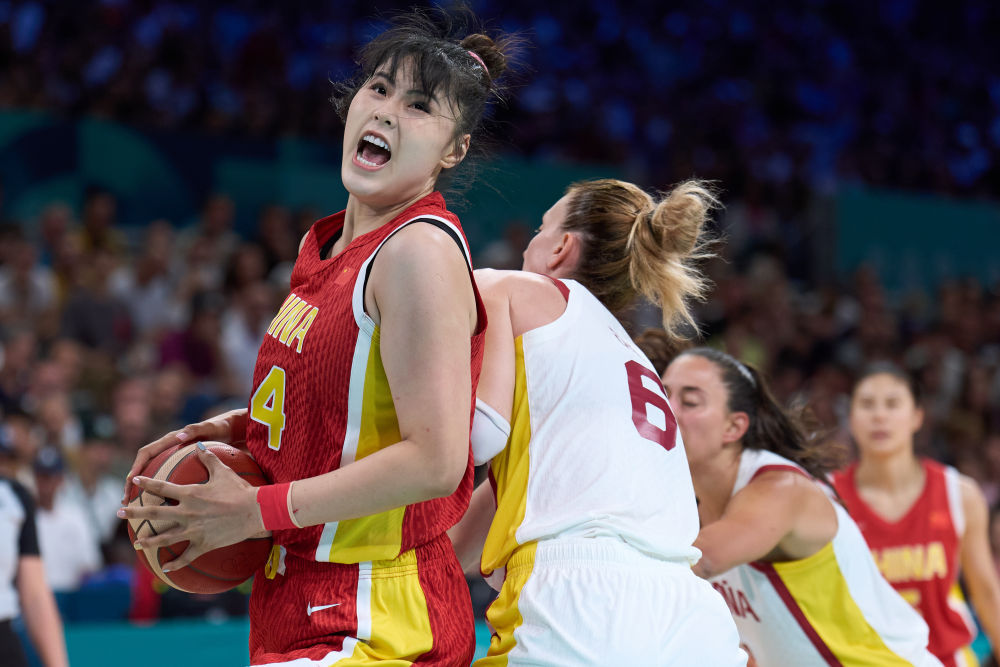 两条不同的 两条不同的